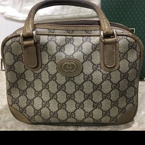 Authentic 1991 Gucci purse.